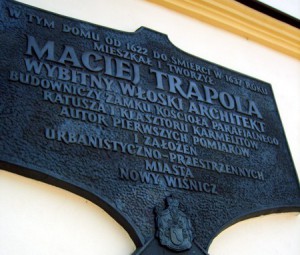 Tablica poświęcona Maciejowi Trapoli
