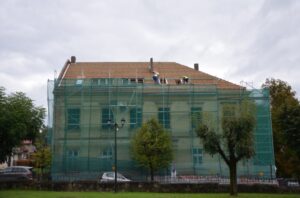 Remont budynku dawnej szkoły